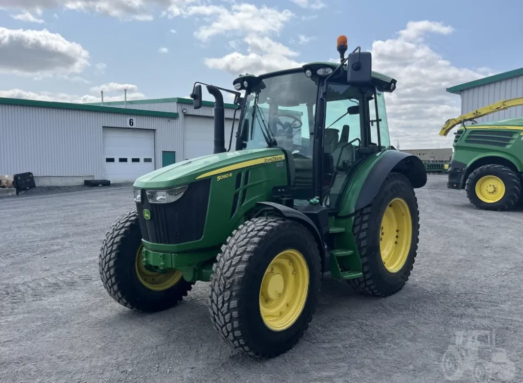 2017 John Deere 5090R