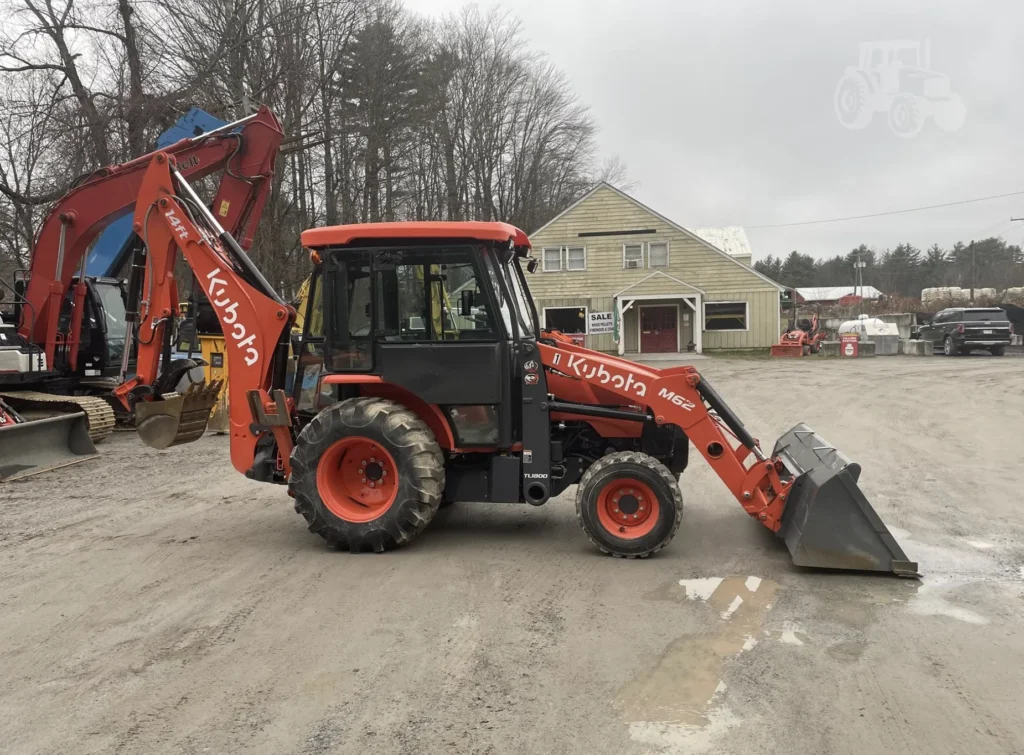 2022 Kubota M62